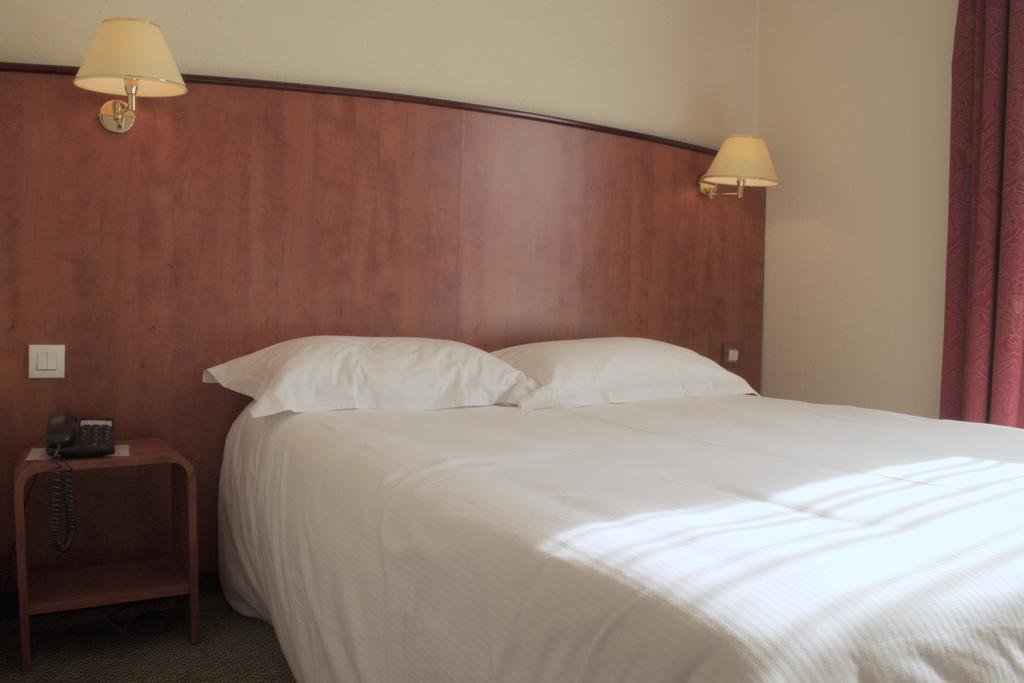 Inter-Hotel Toulouse Aeroport Blagnac Room photo